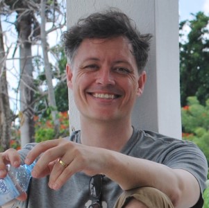 Автор «Торогуд Роберт»